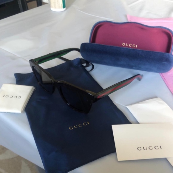 New Gucci Sunglasses Unisex GG0001S